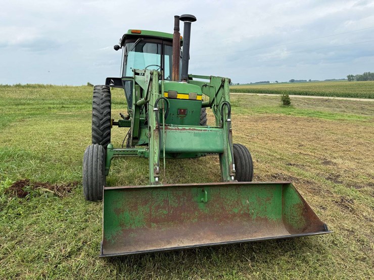 1977-john-deere-4430-image-28