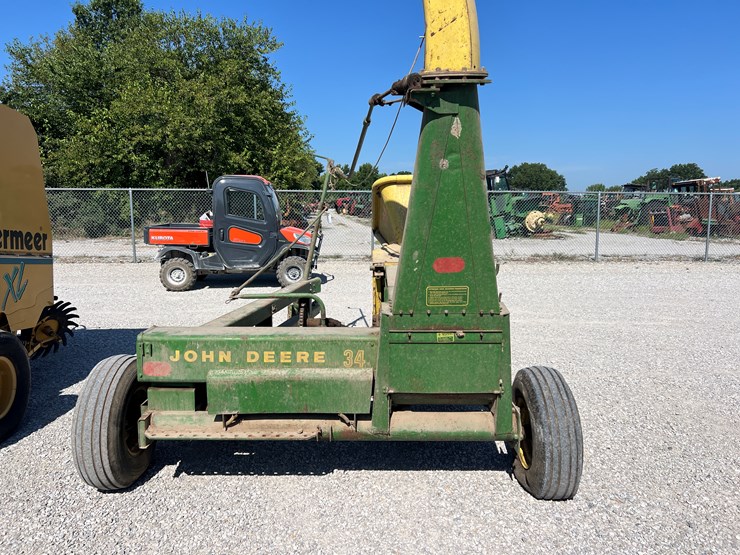 john-deere-34-image-6