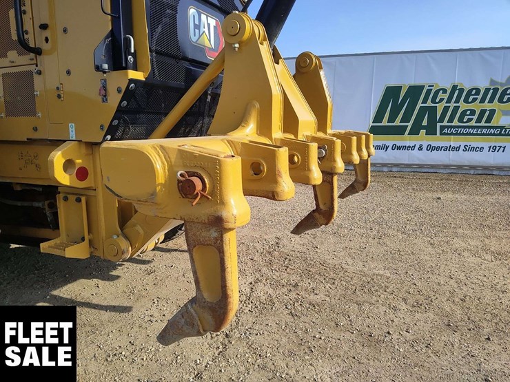2020-caterpillar-14-image-45