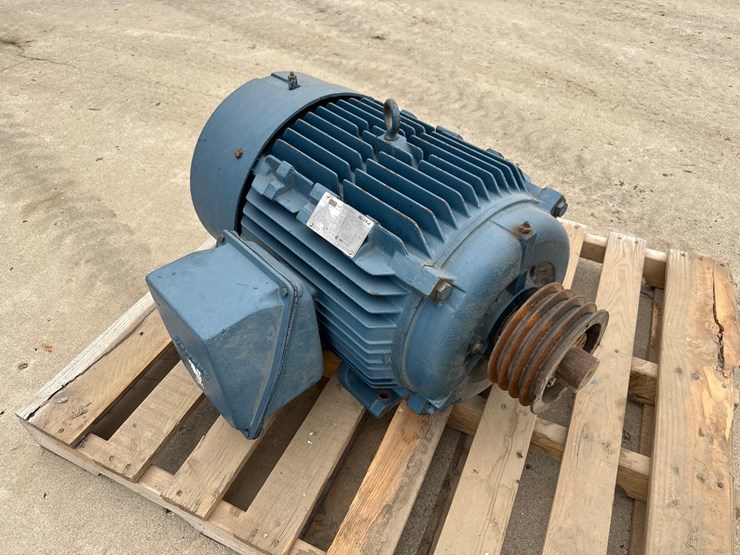 nema-40hp-electric-motor-image-2