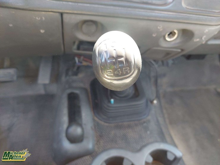 2006-chevrolet-silverado-2500hd-image-9