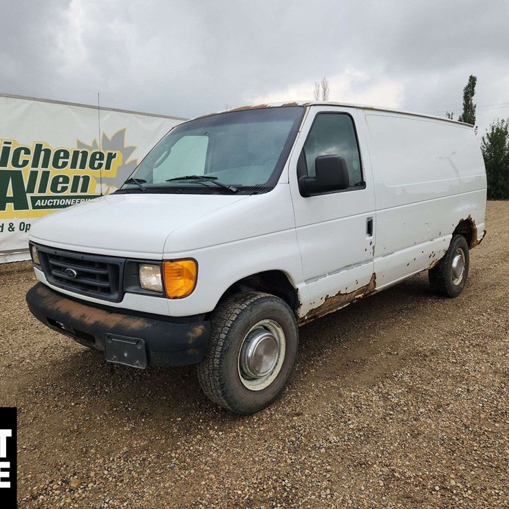 2005 FORD CARGO