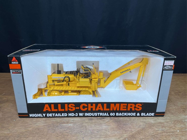 1/16-ac-hd-3-crawler-backhoe-nib-sc-image-1