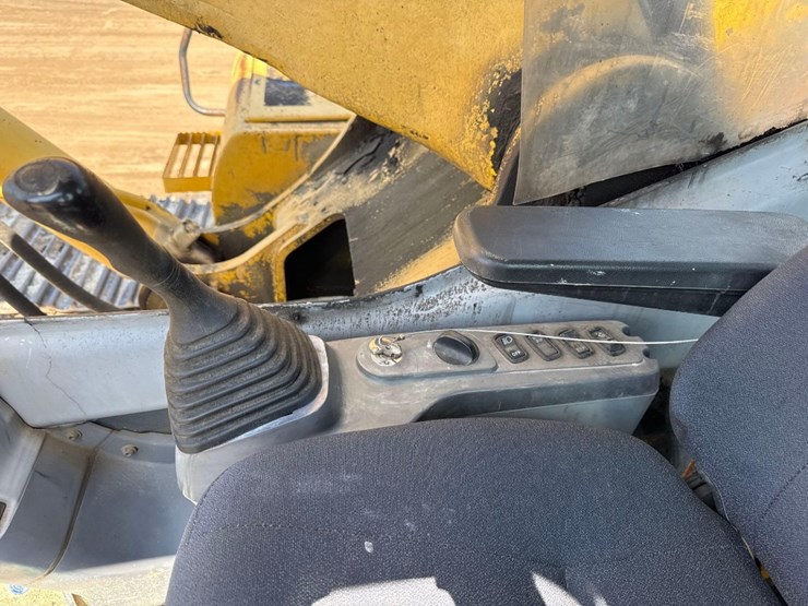2005-komatsu-pc400-lc-7l-image-41