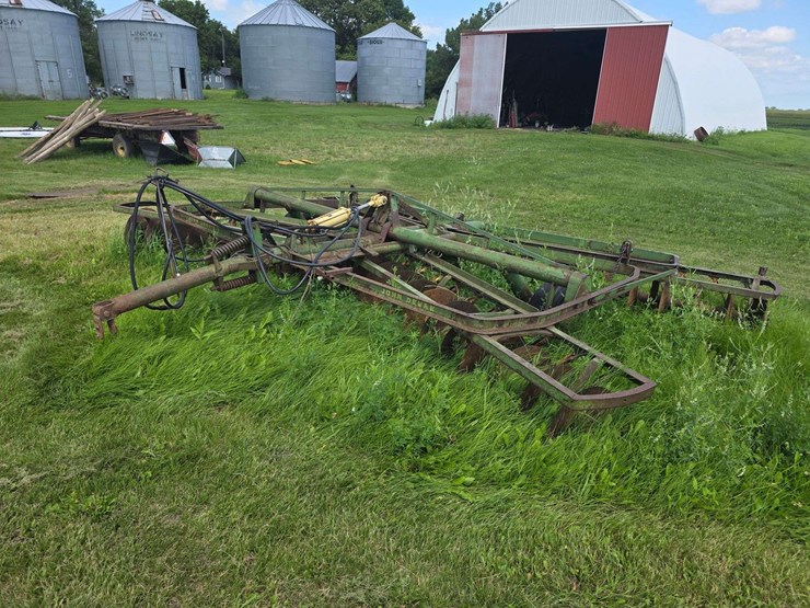 john-deere-15-image-2