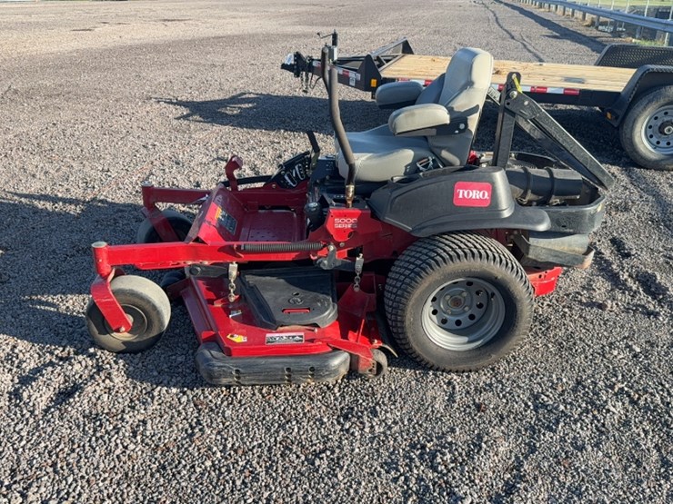 #3092-•-2013-toro-z-master-zero-turn-lawn-mower-image-12