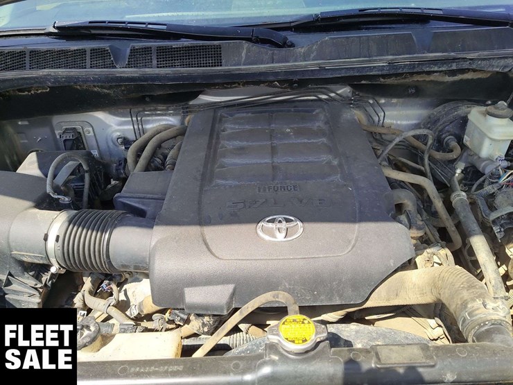 2016-toyota-tundra-image-19