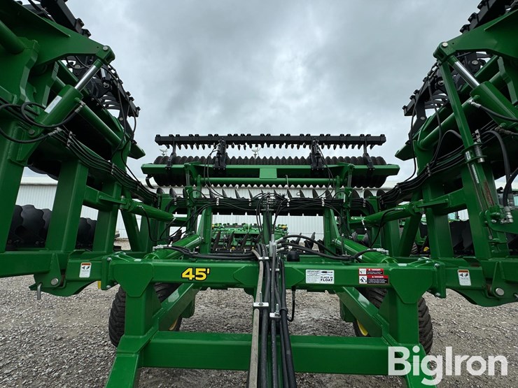 2023-john-deere-2680h-image-12
