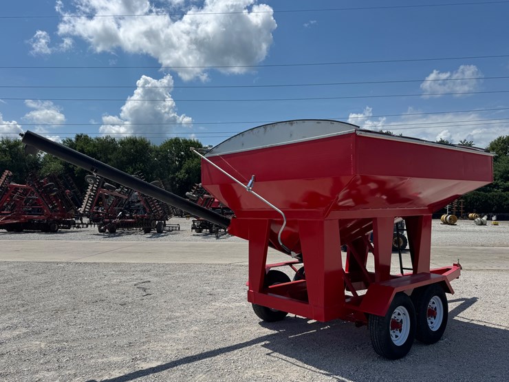 #1095-•-ez-trail-seed-tender-220-image-5