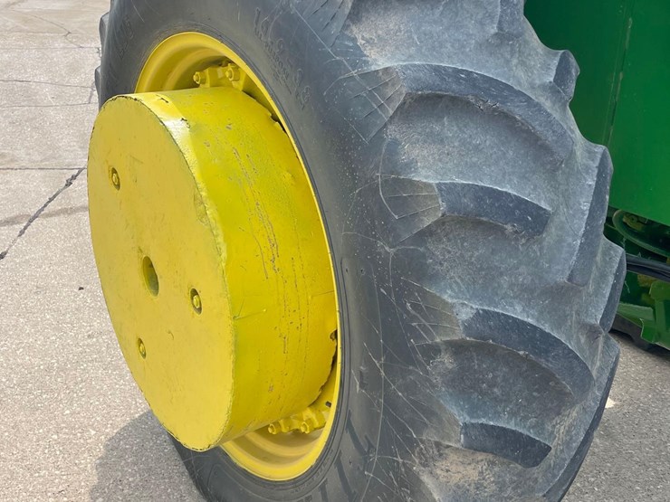john-deere-4230-image-19