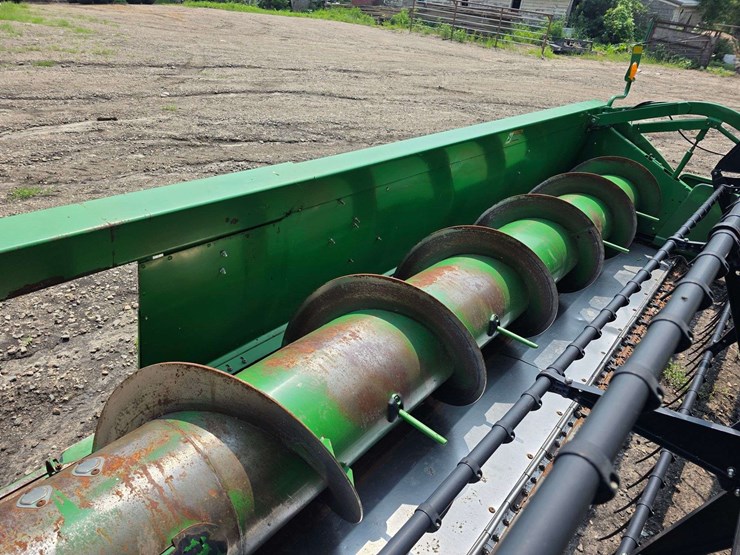 john-deere-630f-image-19