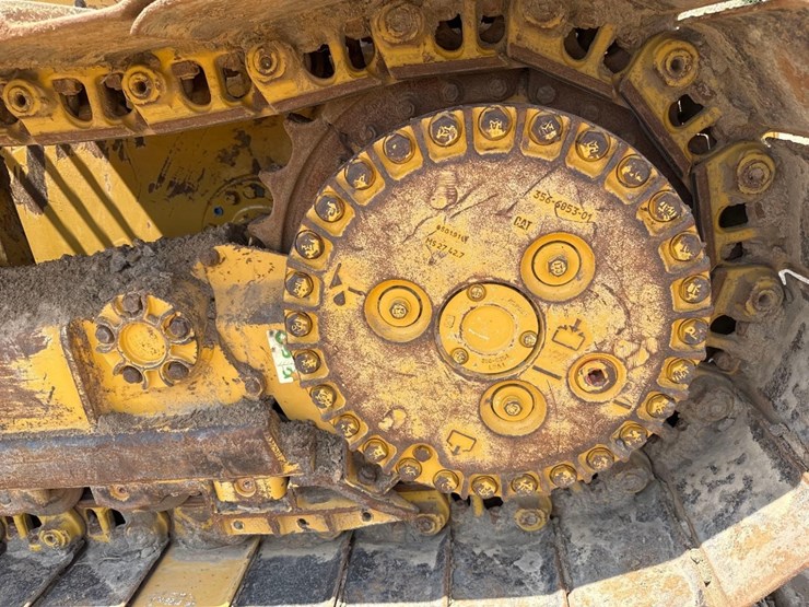 2019-caterpillar-d6k2-lgp-image-10