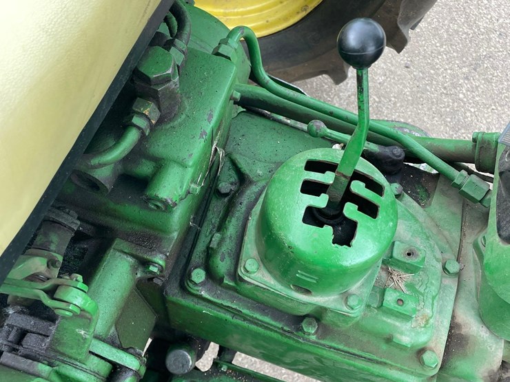 john-deere-420-image-16