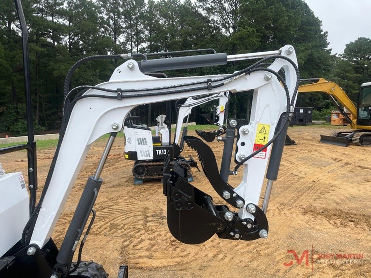 unused-2025-tk13-mini-crawler-excavator-image-8
