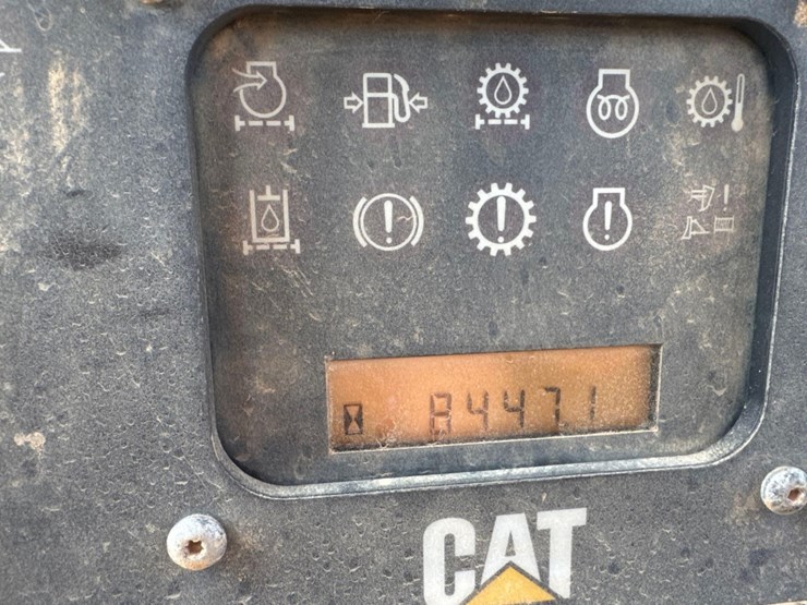 caterpillar-d6t-lgp-image-25