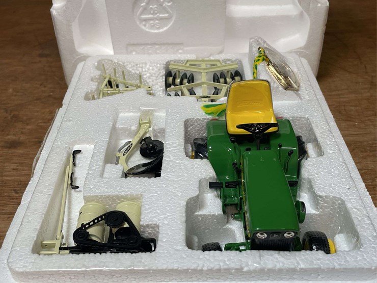 1/16-john-deere-140-l&g-set-precision-nib-ertl-image-4