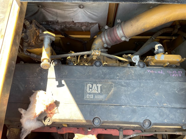 caterpillar-345c-image-34