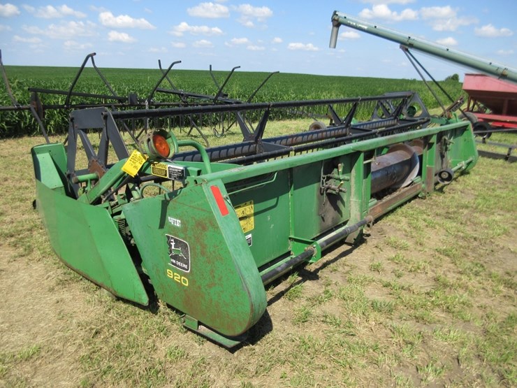 john-deere-920-image-2