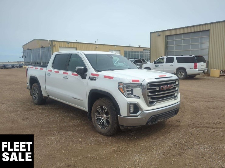 2020-gmc-sierra-1500-image-2