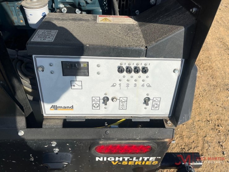 2019allmand-nite-light-v-seriestowable-light-tower-image-11