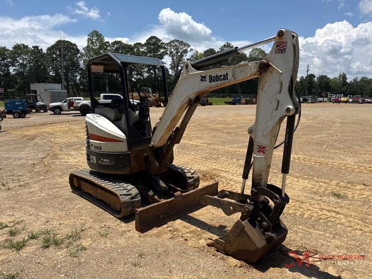 2017-bobcat-e26-image-3
