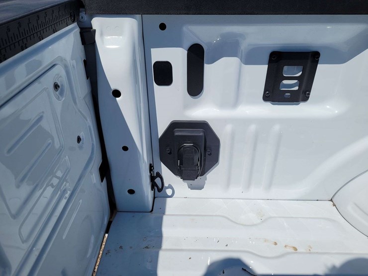 2025-ford-truck-bed-image-9