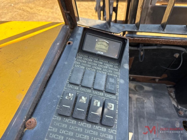 jcb-930-image-19