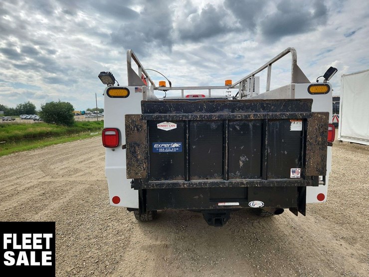 2019-gmc-sierra-2500hd-image-21