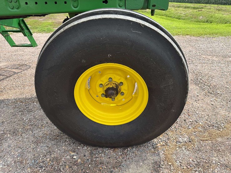 1977-john-deere-4230-image-34