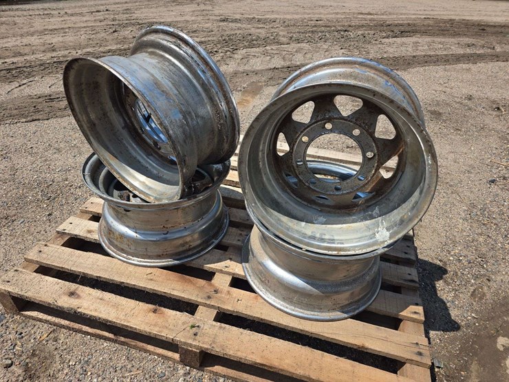 (4)-8-bolt-chrome-rims,-15”,-buying-all-for-one-money-image-7