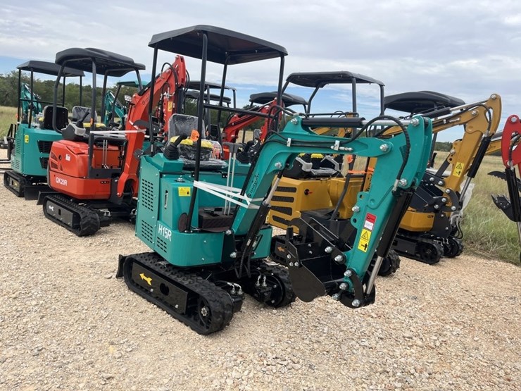 cfg-h15r-mini-excavator-image-7