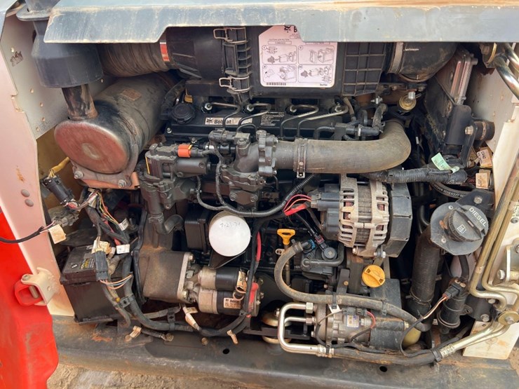2022-bobcat-t595-image-25