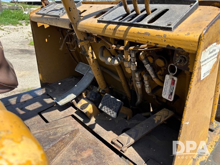 caterpillar-v50b-image-27