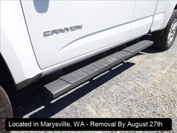 2019-gmc-canyon-image-19