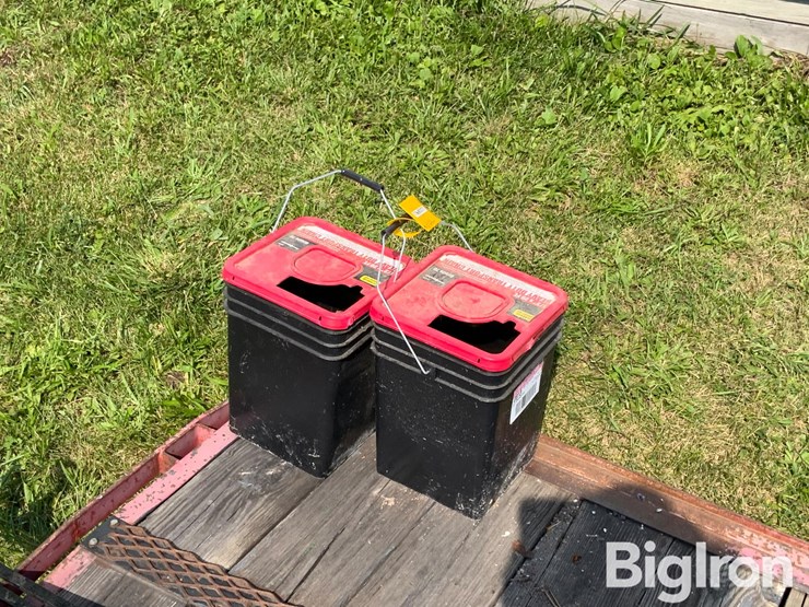 buckets-of-chain-image-6