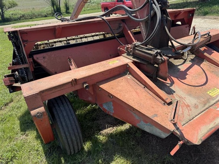 hesston-1010-image-3