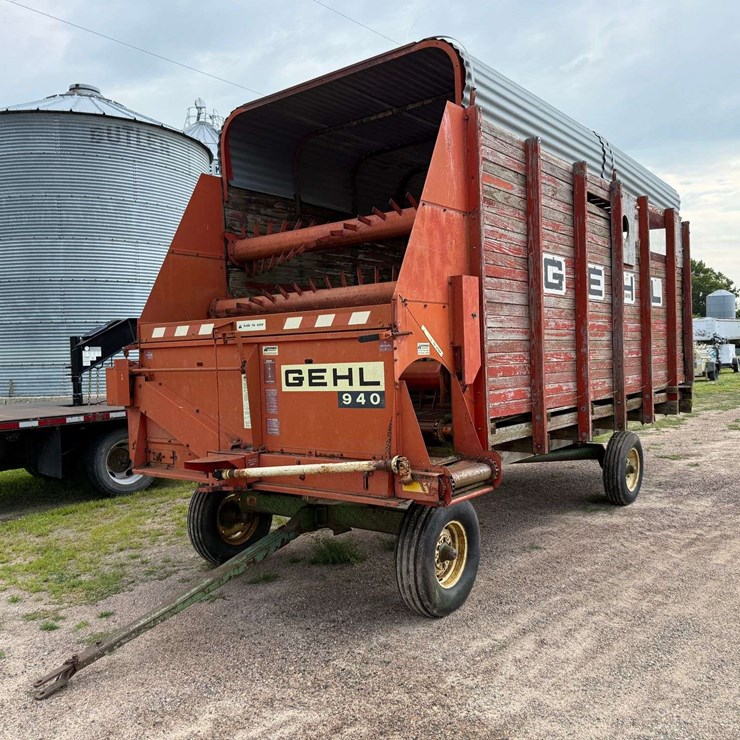 JOHN DEERE 1065