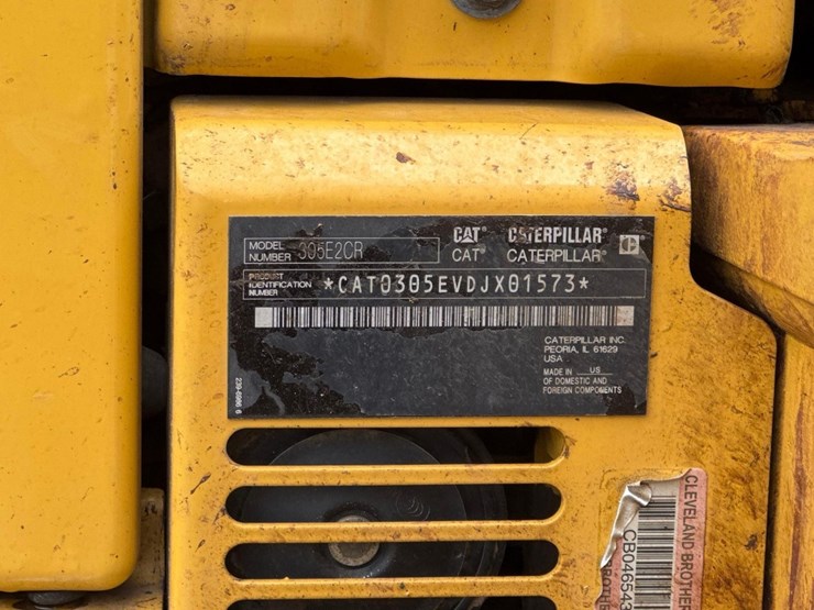 2015-caterpillar-305e2-cr-image-17