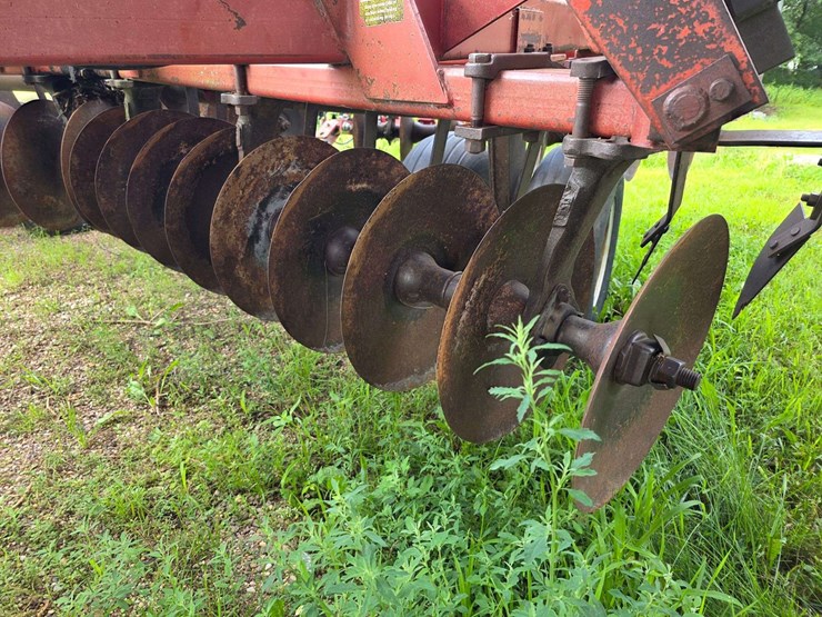 ih-490-disk,-20’,-hydraulic-fold-wings,-9.5-14-tires,-disk-scrapers,-sn:-033395-image-9