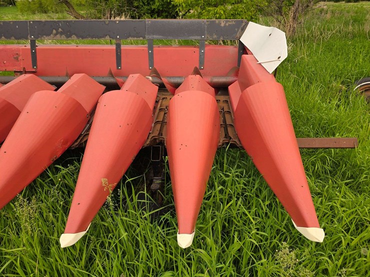 case-ih-1083-image-5
