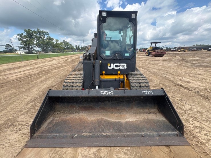 2015-jcb-320t-eco-image-4