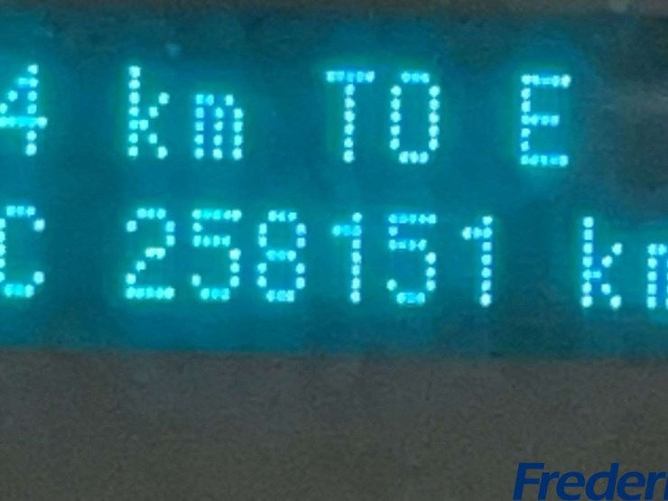 2014-ford-f350-image-14