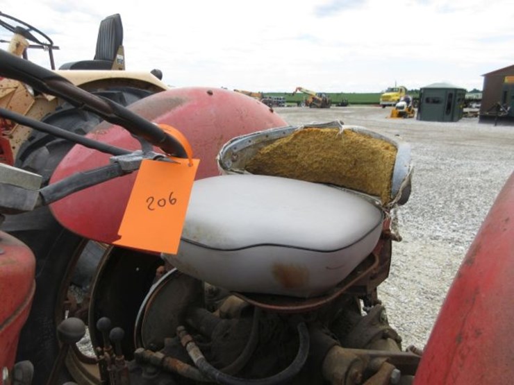 massey-ferguson-65-image-7
