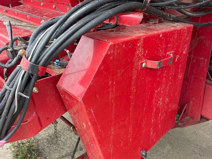 2002-case-ih-2366-image-43