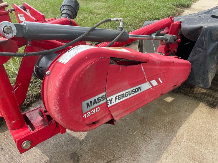massey-ferguson-1330-image-8