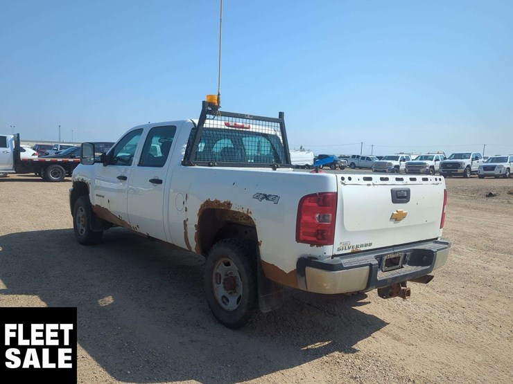 2014-chevrolet-silverado-2500hd-image-3