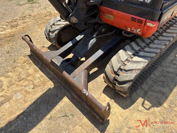 2019-kubota-u27-4-image-10