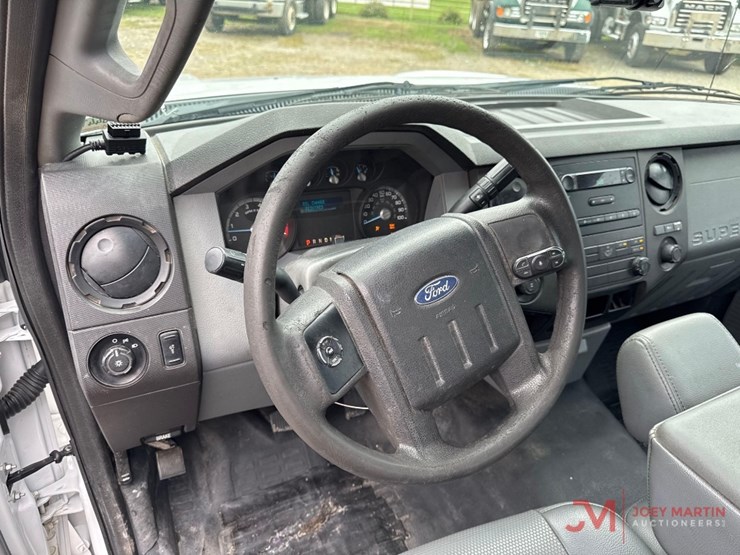 2016-ford-f250-xl-image-16