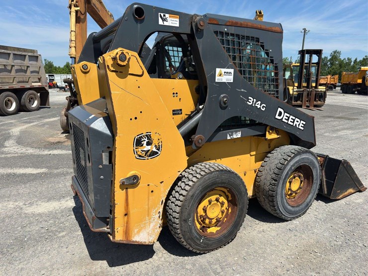 john-deere-314c-wheeled-skid-steer-image-3
