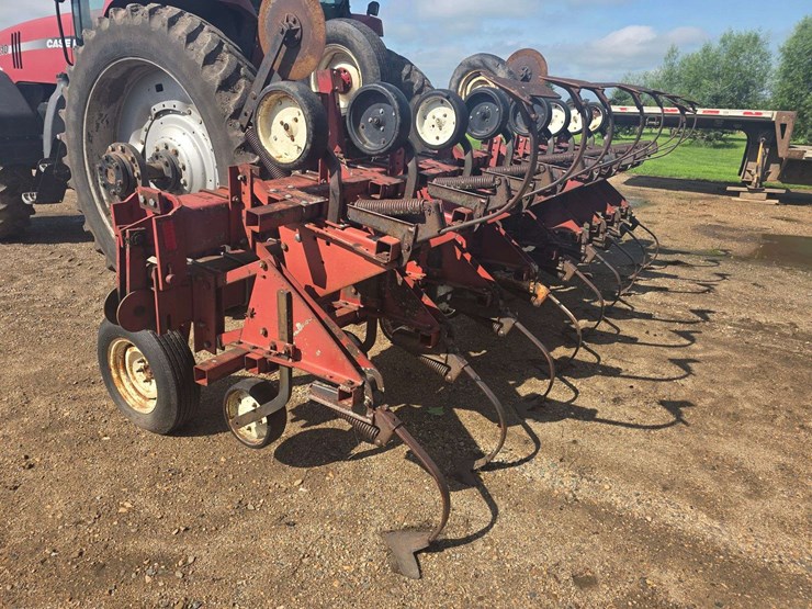 case-ih-183-image-6